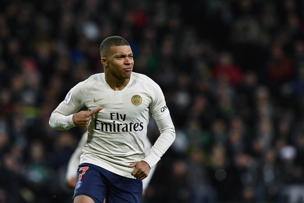   通胀不止，PMI埋雷！欧元多头豪赌面临考验